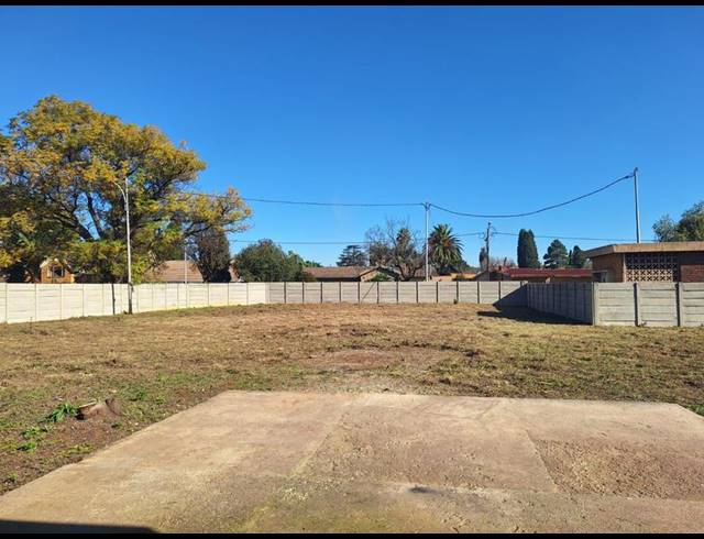 LAND FOR SALE IN BRENTHURST